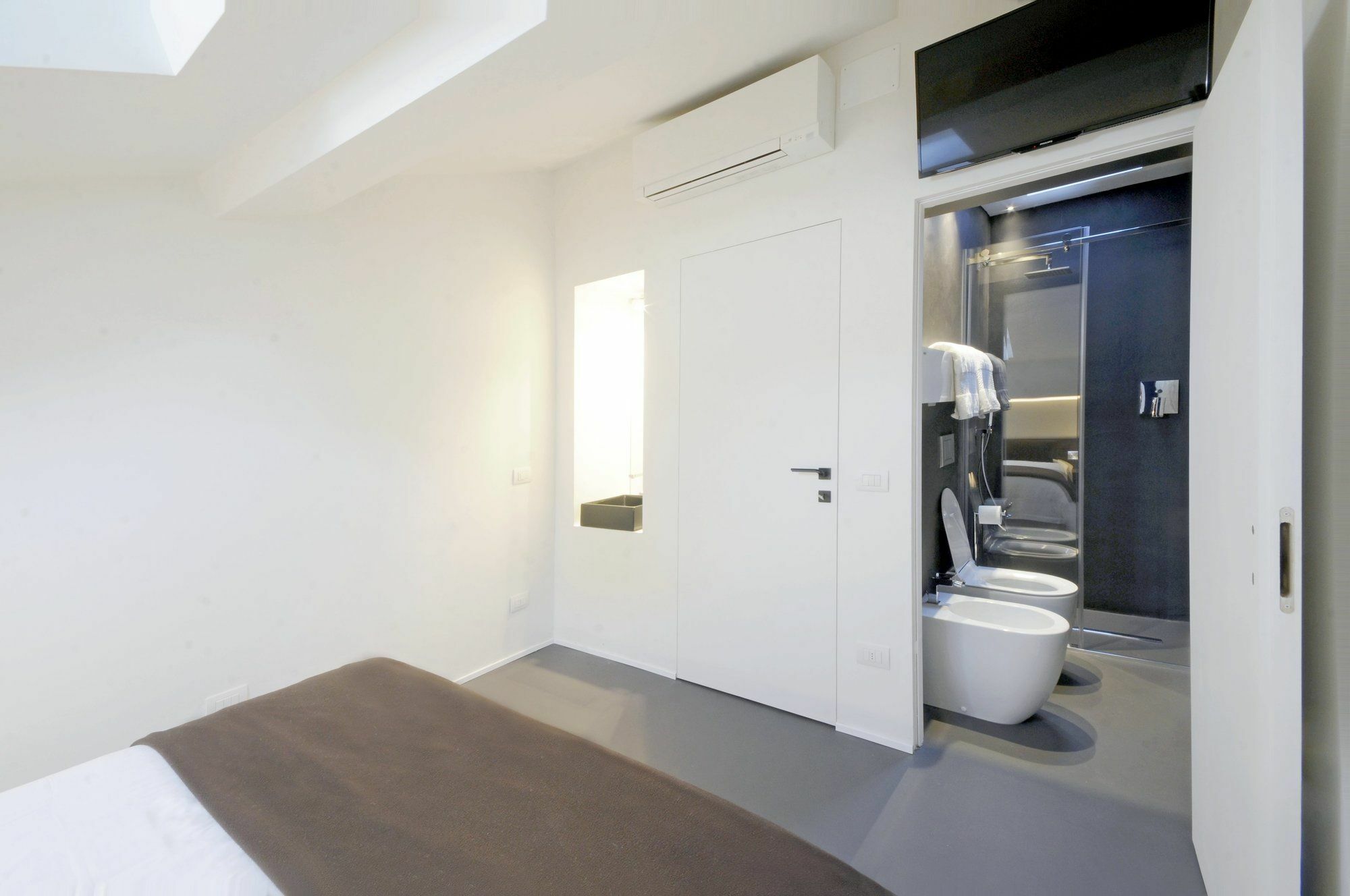 Emilia Suite Design Modena Exterior photo